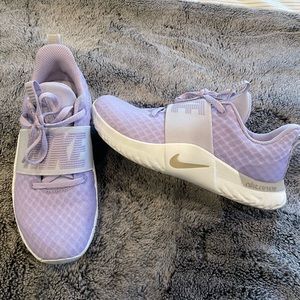 ⭐️SOLD⭐️Nike Renew Women’s Shoes